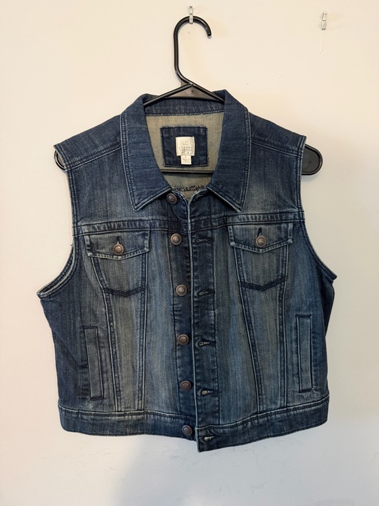 LC Lauren Conrad Jackets & Blazers - LC Lauren Conrad Indigo Denim Vest